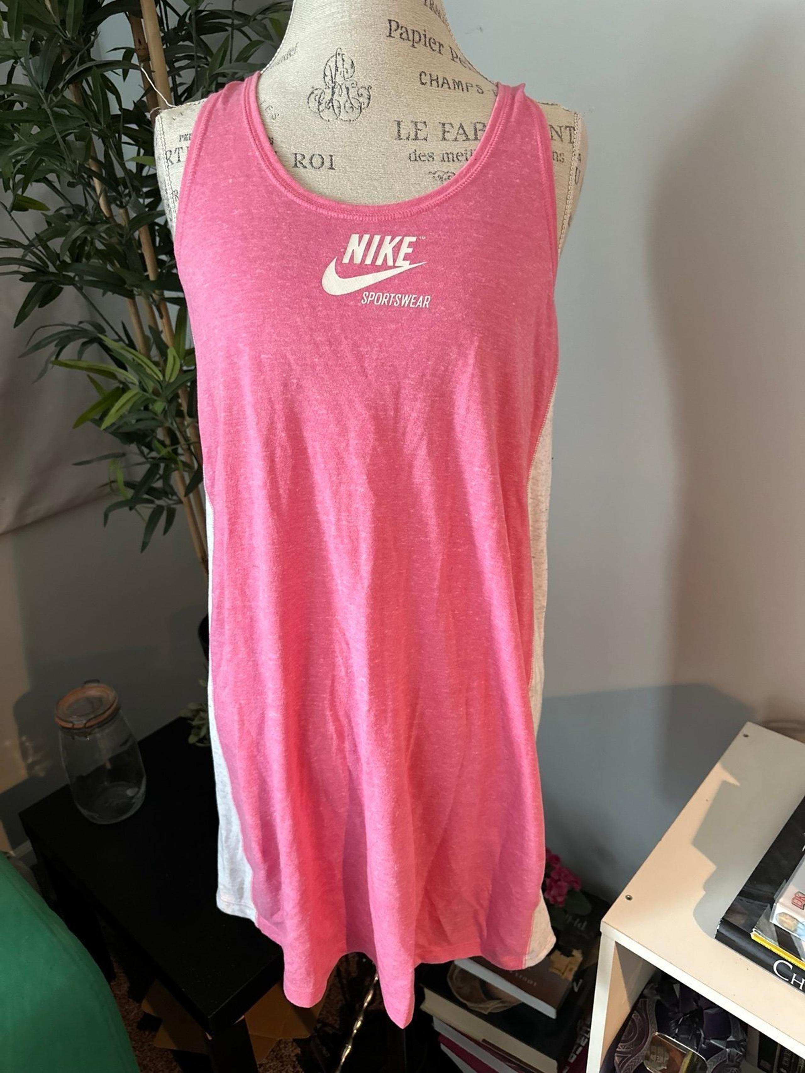 Nike Dress Size Medium Women Pink Sleeveless