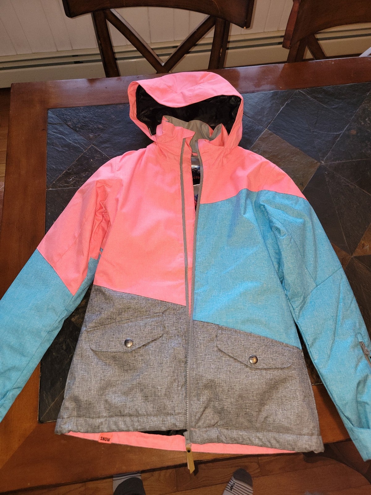 GSOU womens snow suit.