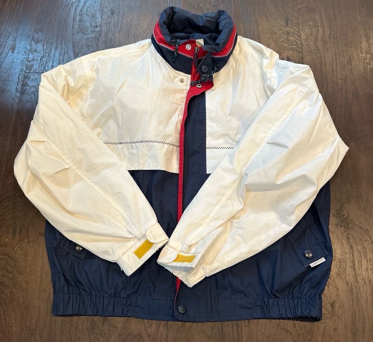 Vintage 90s London fog windbreaker