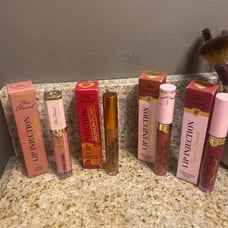 Too Faced Lip Injection Bundle - retails for 124.02