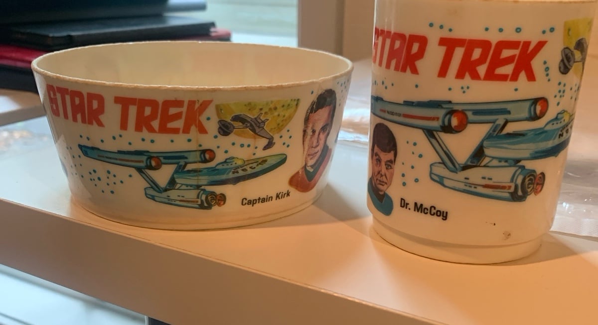 Vintage Star Trek bowl and cup