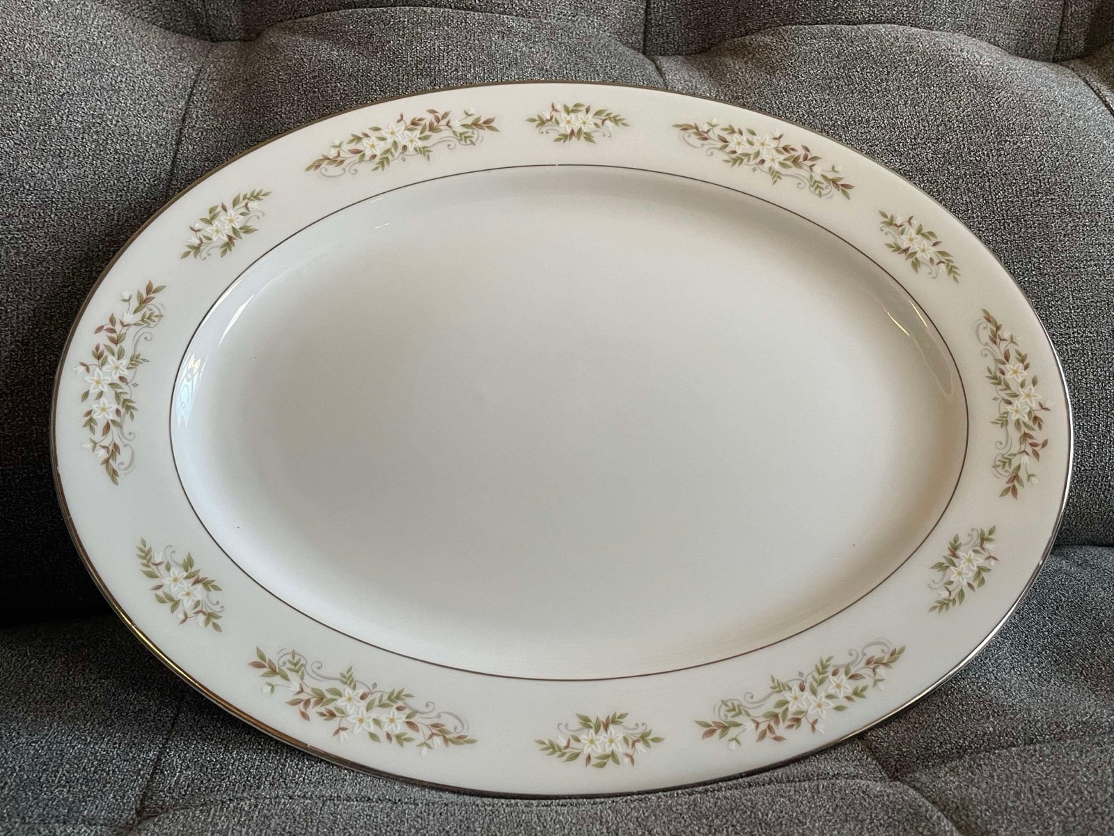 Fine China Platter - 326 Springtime