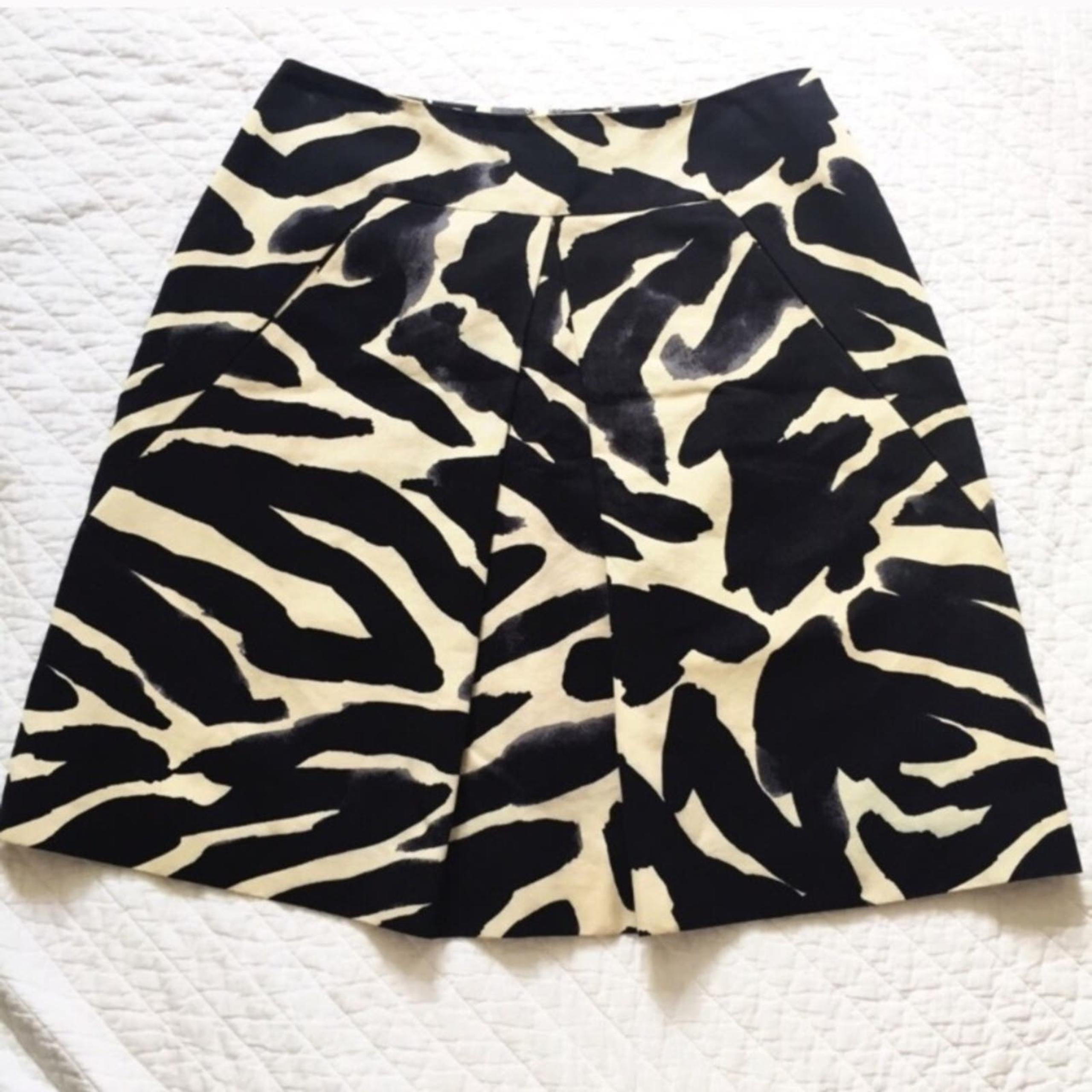 Michael Kors Zebra Skirt sz 10 A-Line Skirt Animal Print Lined