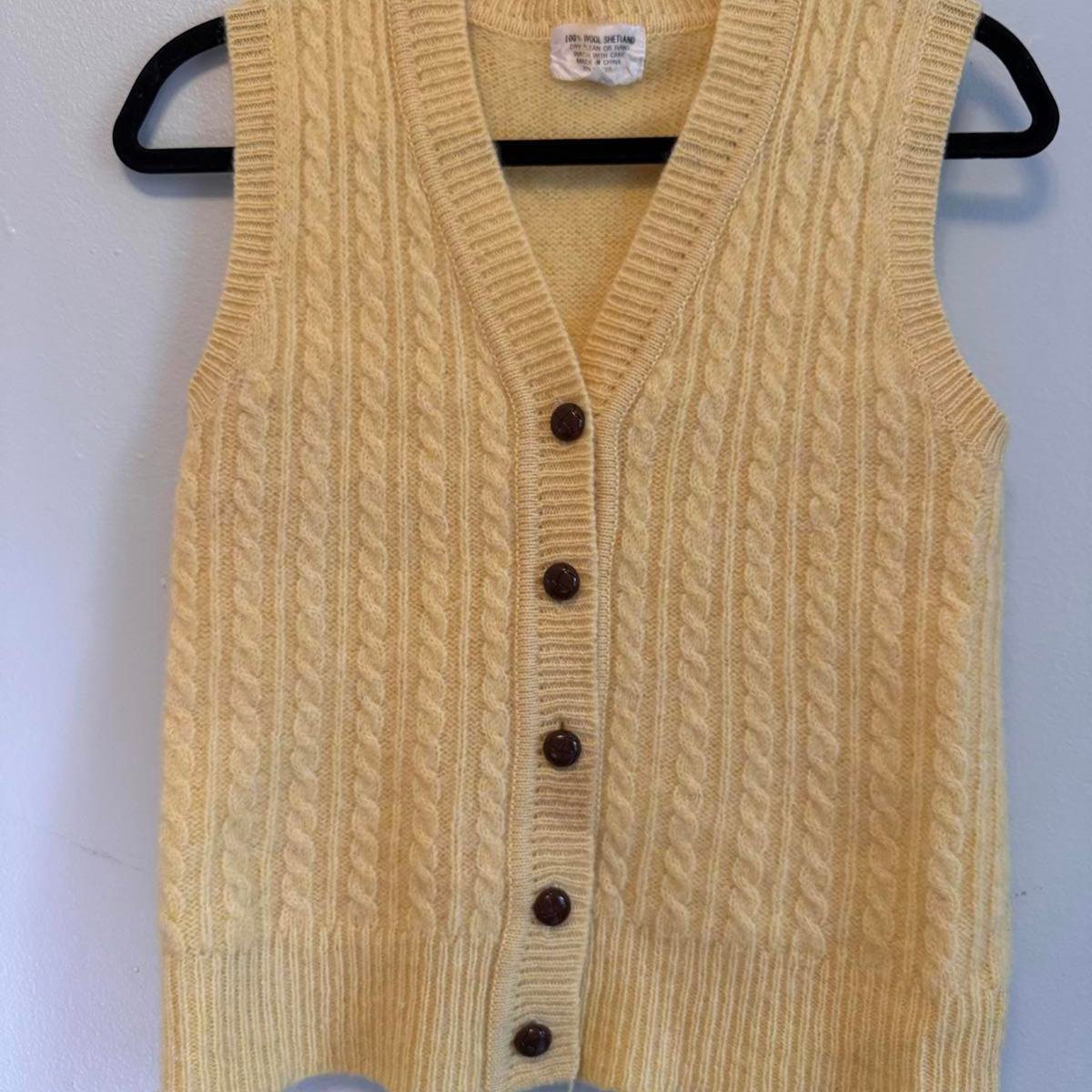 Vintage Cable Knit Sweater yellow/butter yellow Vest size Large
