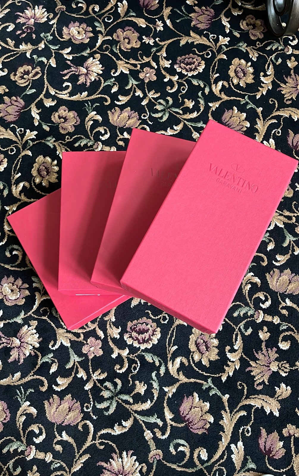 Valentino Boxes