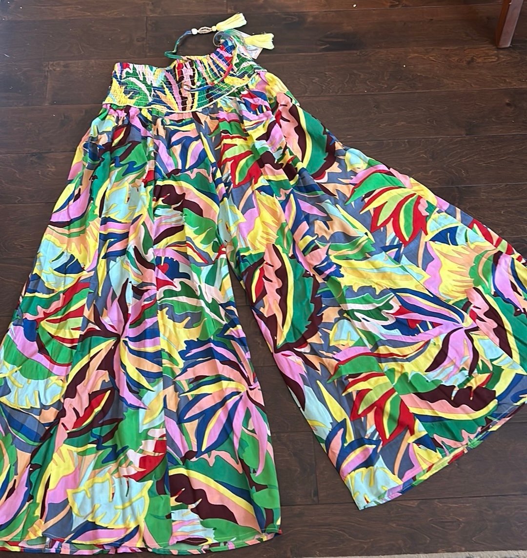 True Destinations Resort Wear Flare Pants Beach Coverup sz M New Tropical