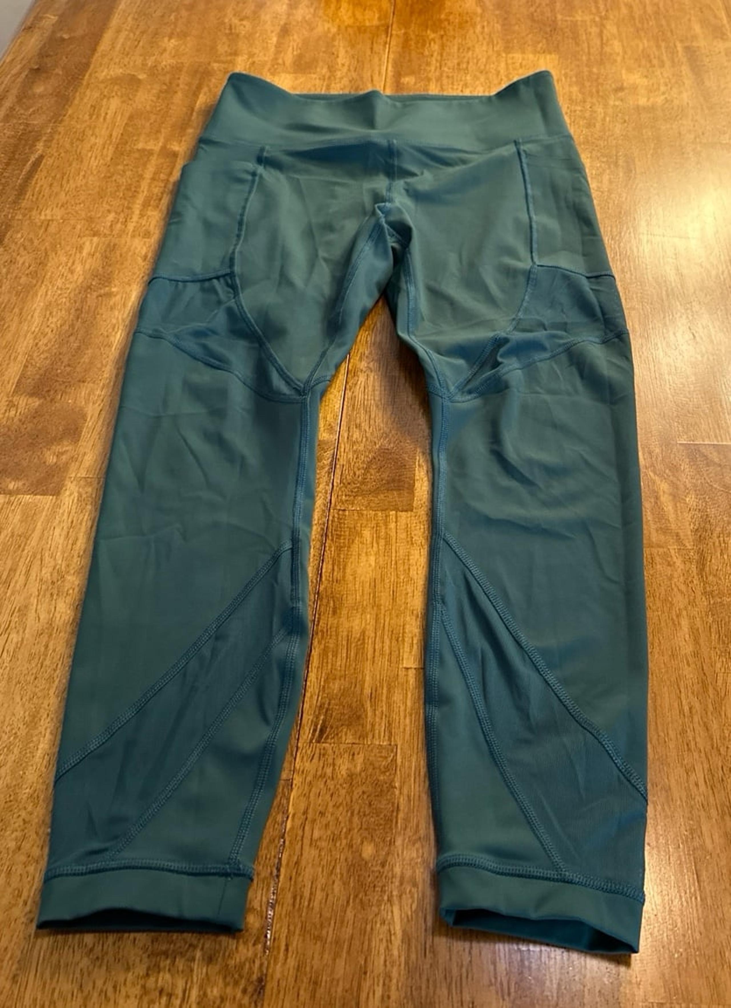EUC leggings large