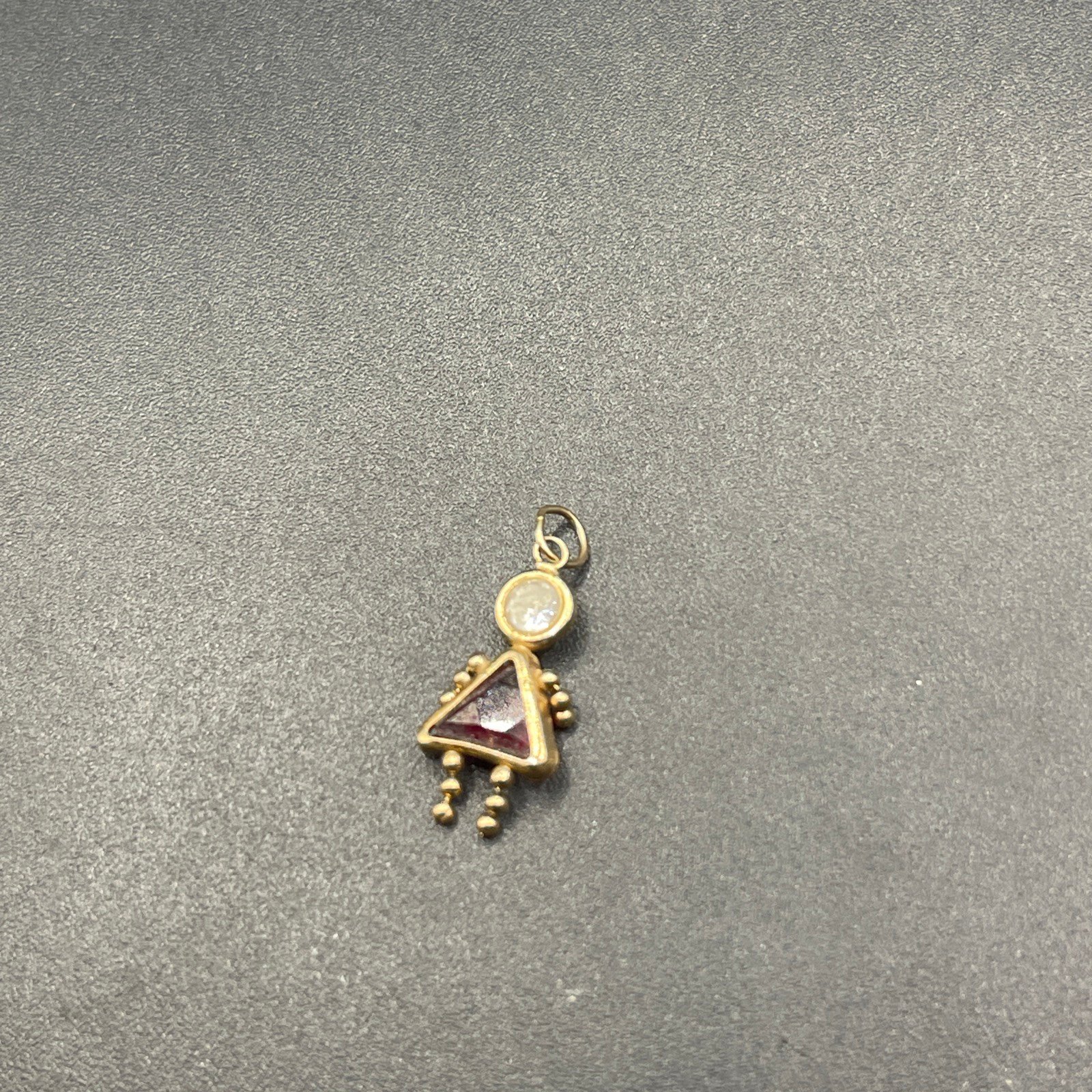 Charm Girl Red And White Stone 14 K 052423@