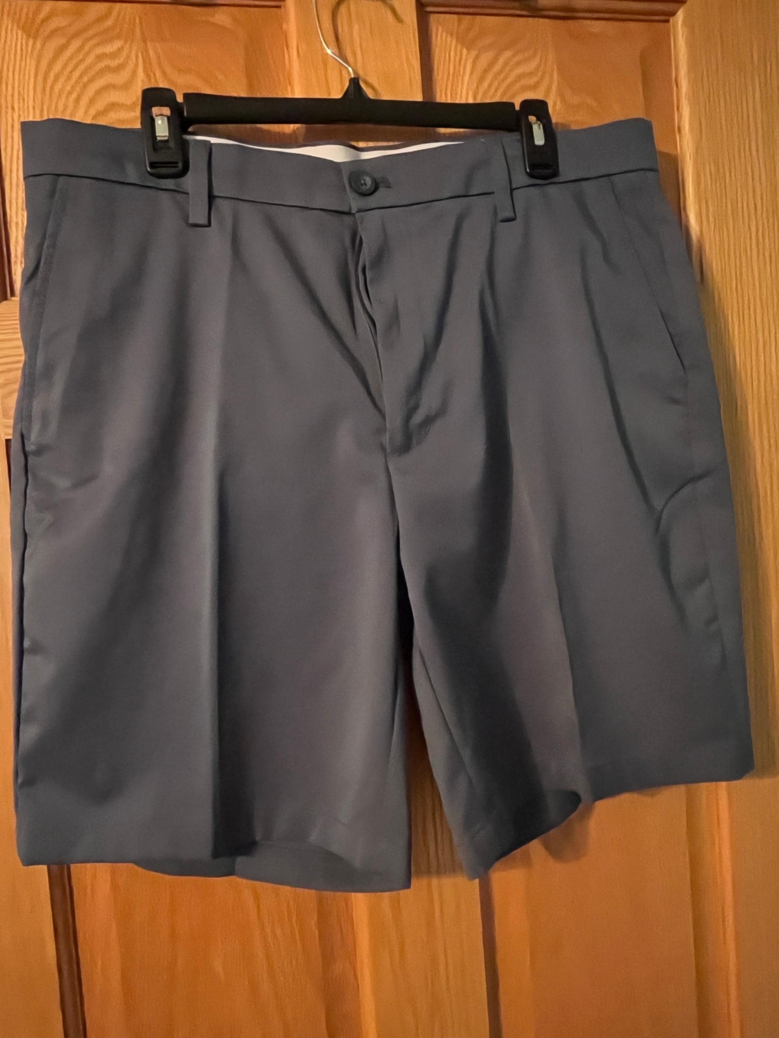 Mens 36 shorts