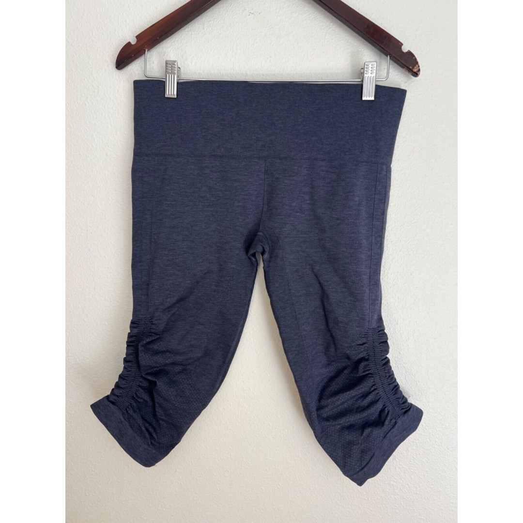 Lululemon In The Flow Crop Leggings Sz 8 Seamless Compression Yoga Pilates Blue