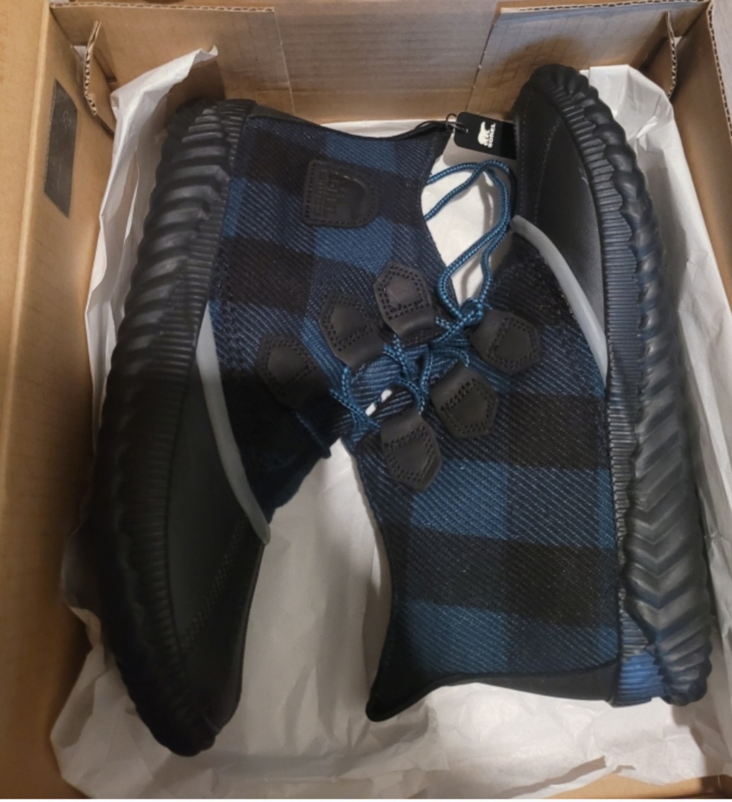 Sorel plaid Booties Size 10.5