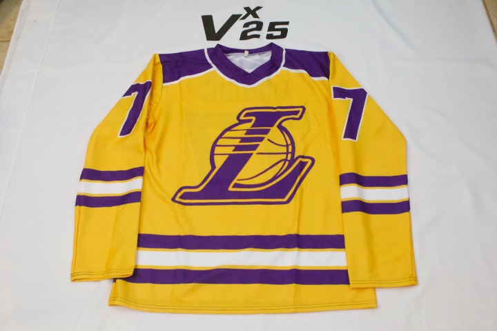 NEW Men's Los Angeles LA Lakers Luka Doncic Hockey Gold Jersey Sz Md