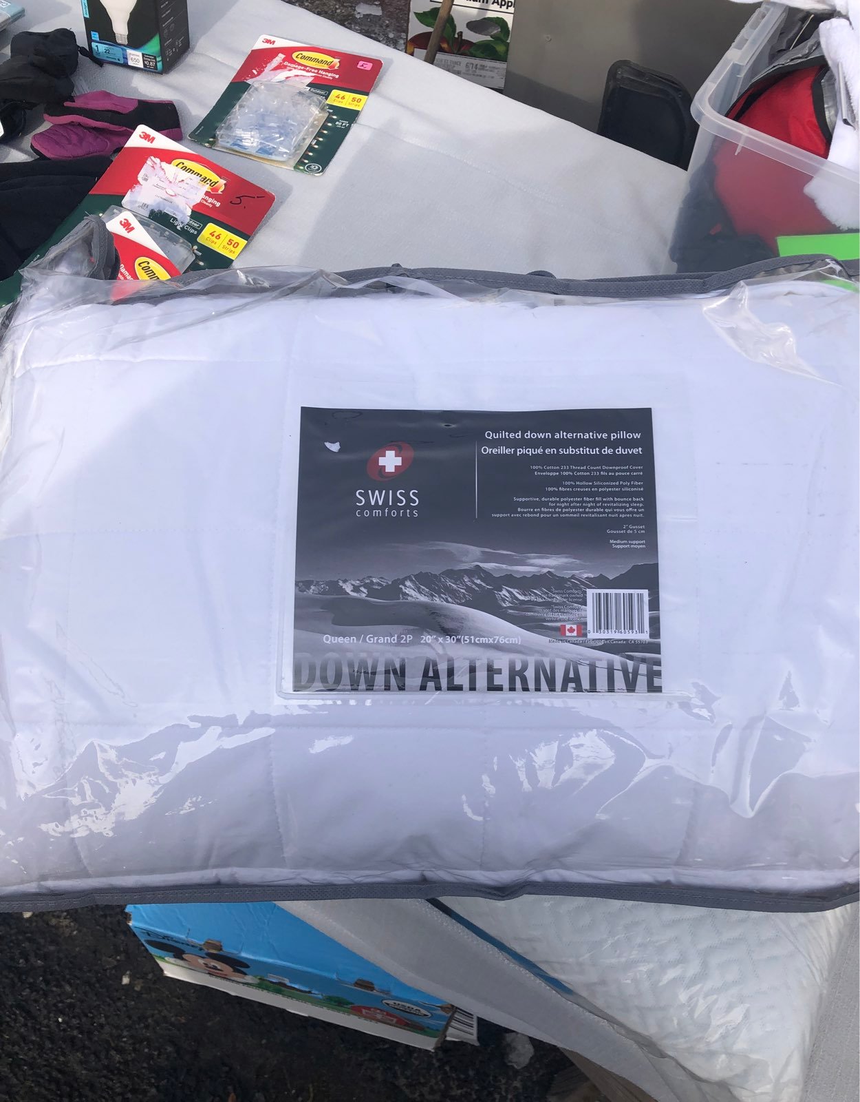 Set of 2 Swiss Comfort Pillow Queen
