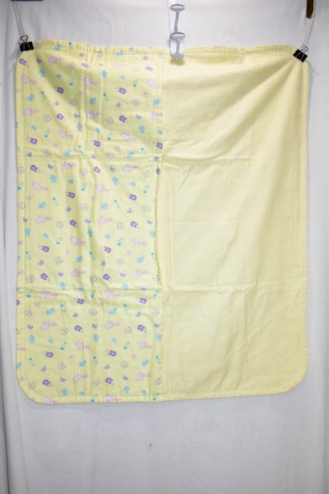 VINTAGE 3 AND 1 SWADDLE BLANKET & BABY TOWEL & BLANKET YELLOW 36 X 30