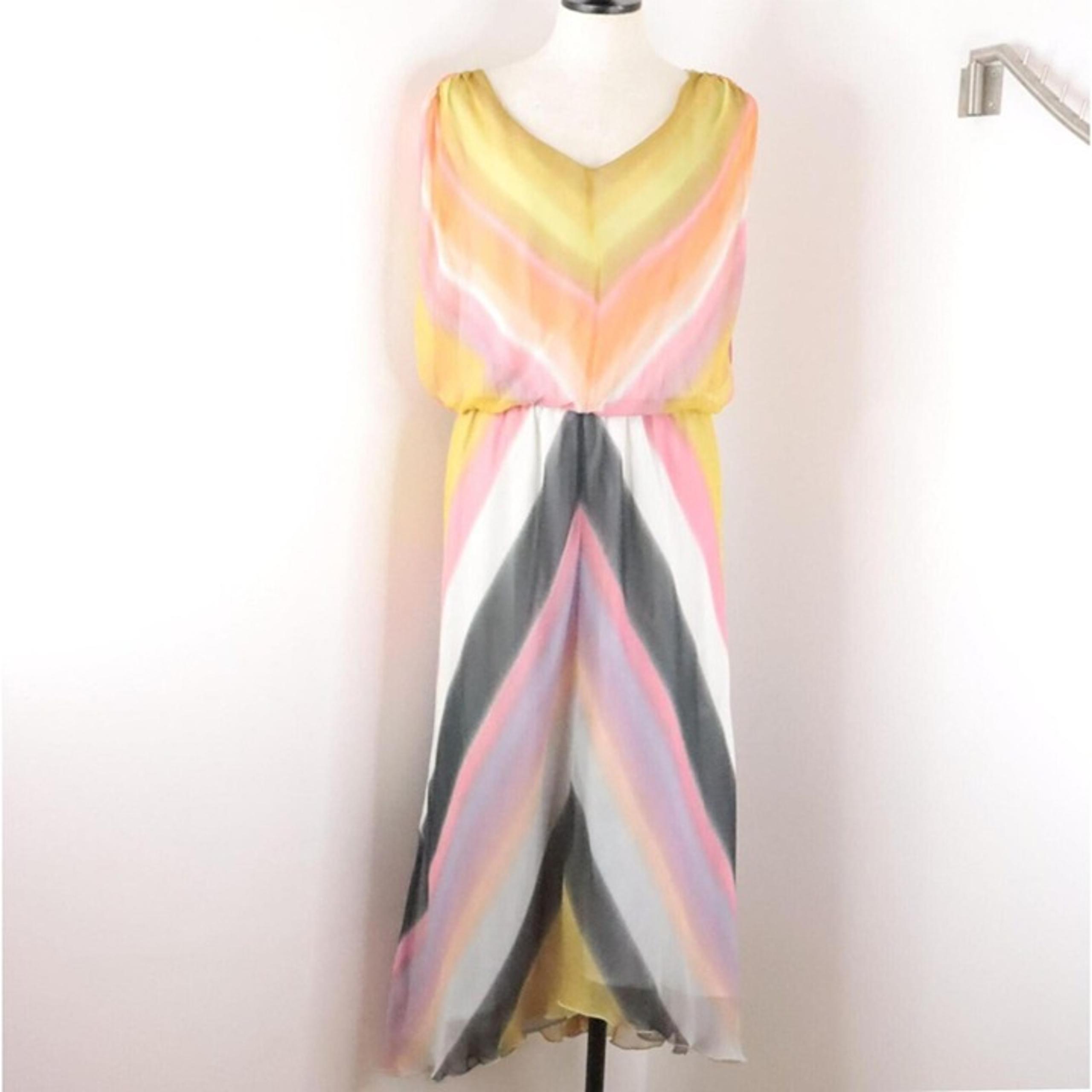 Vince Camuto Women's 8 Chevron Chiffon Layer Sleeveless Blouson Maxi Dress