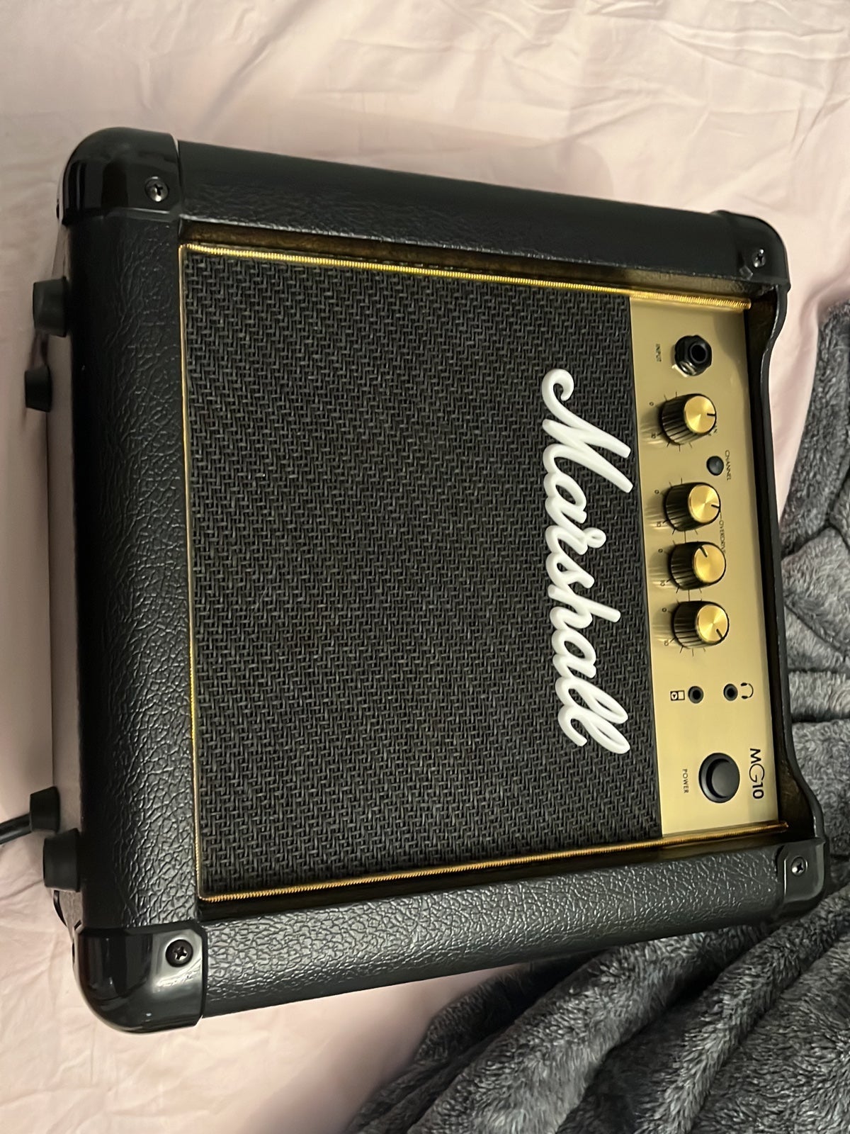 amplifier for electric guitar