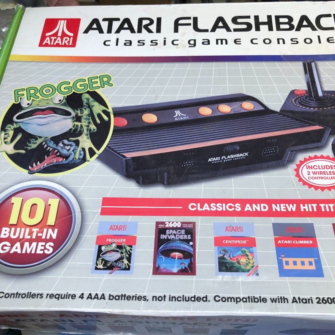 Atari Flashback 7 Classic Game Console Complete in Original Box