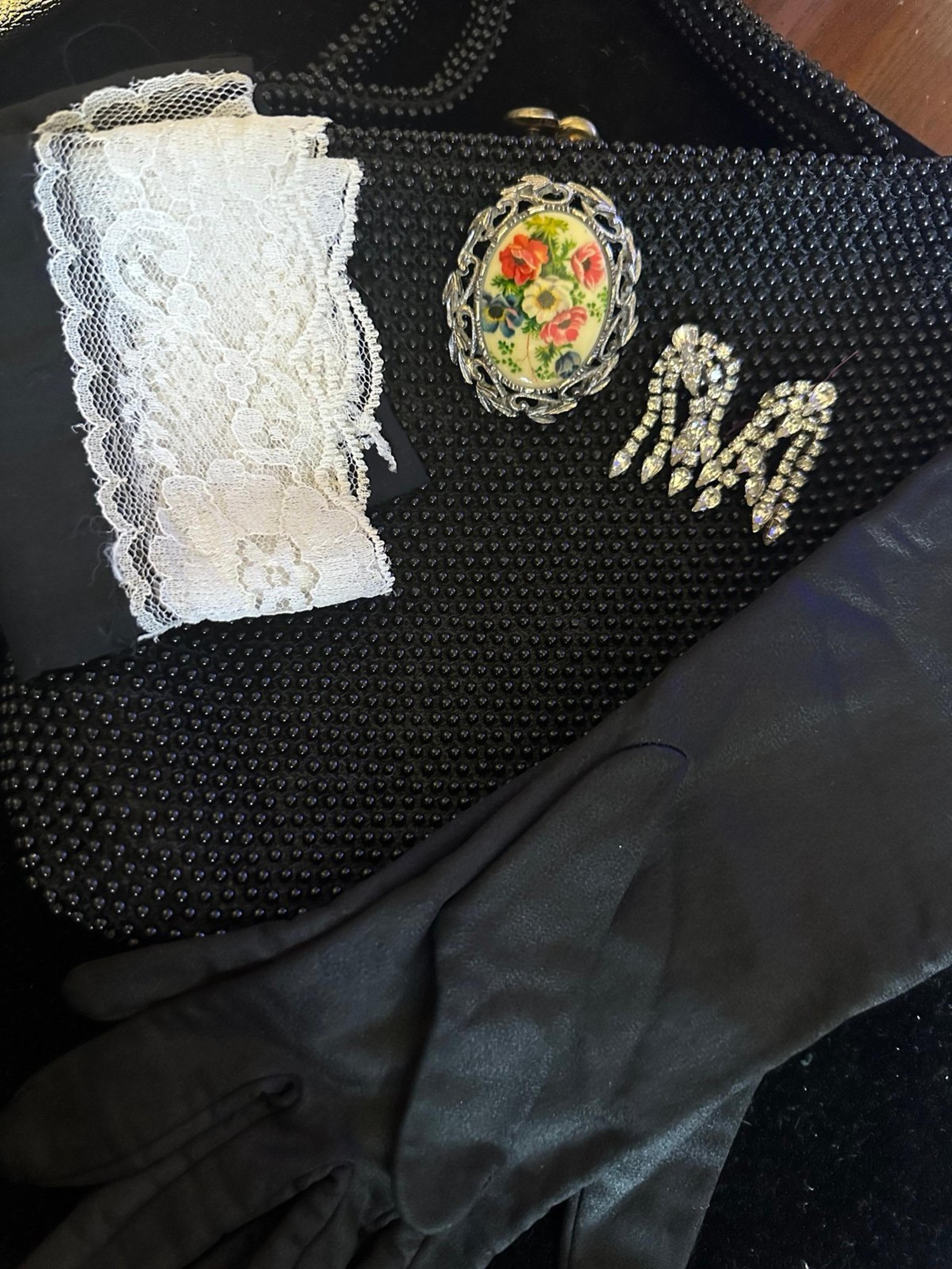 Vintage beaded purse & more