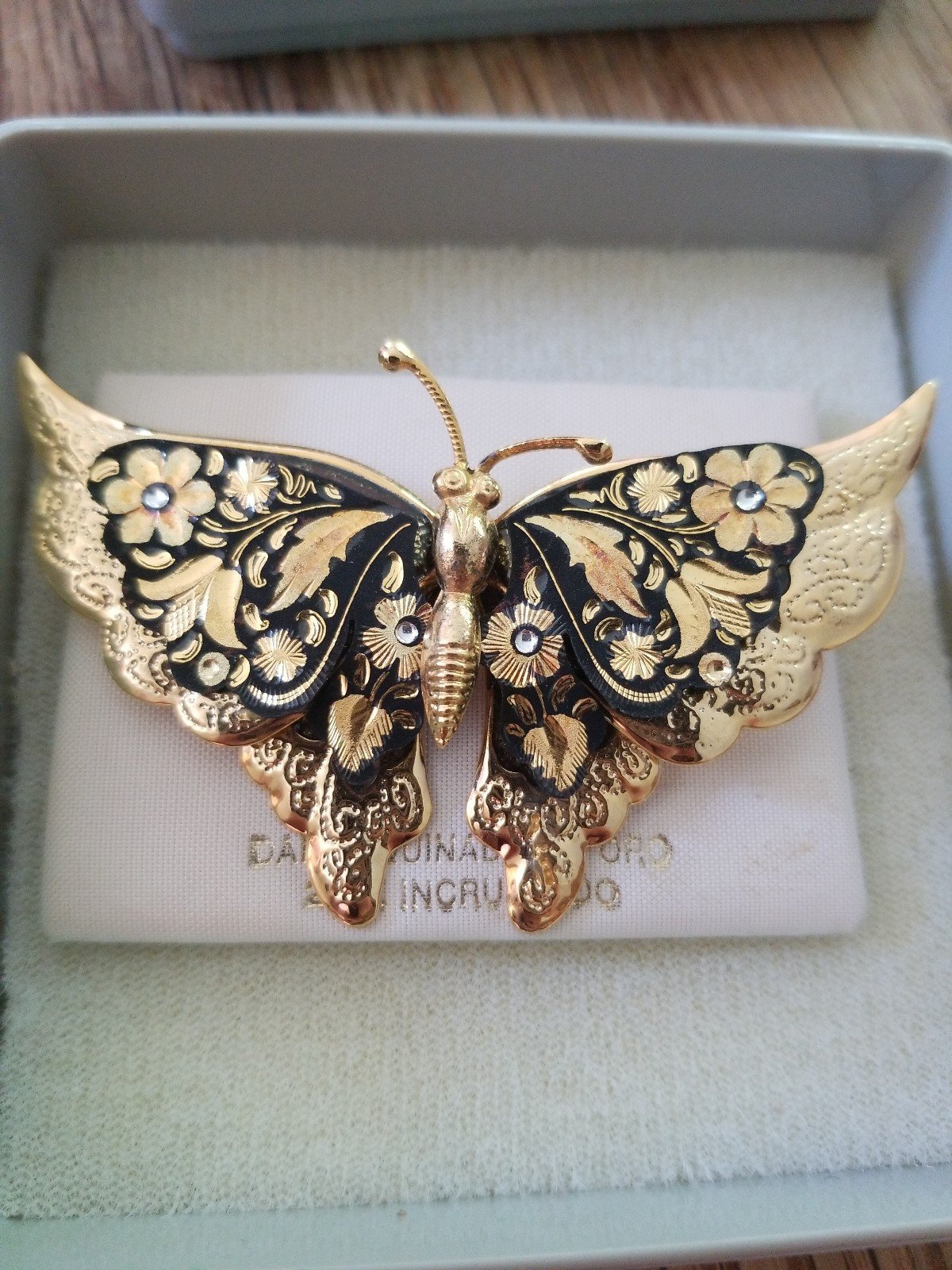 Juan Morales Galan 24k incrustado Butterfly Brooch