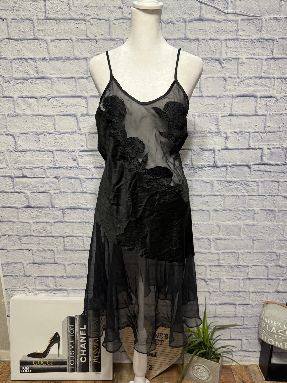 Vintage Victoria's Secret Gold Label Slip Dress Excellent pre owned condition -