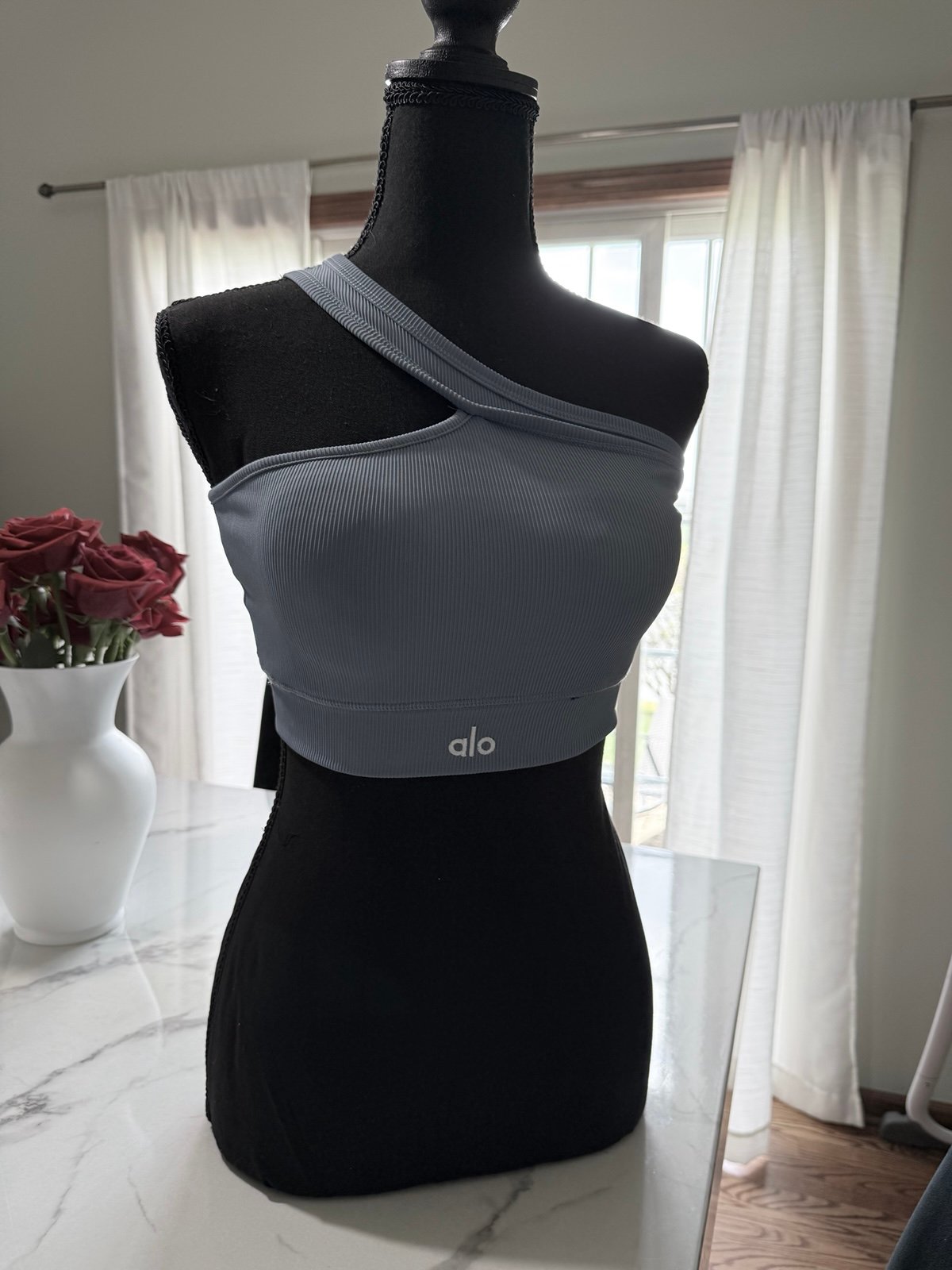 Alo sports top