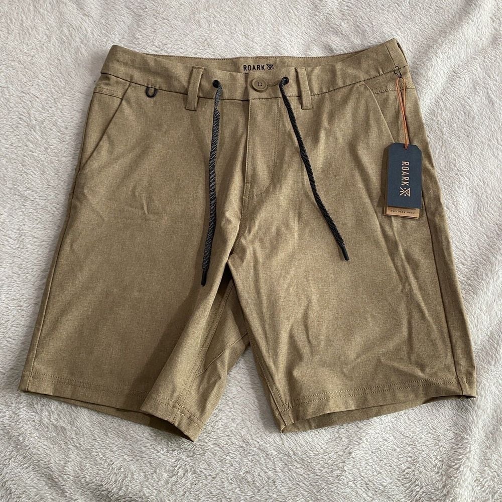 NWT Roark Explorer 2.0 Long Road Men's Dark Khaki Shorts 8.5 Size 30 Casual Zip