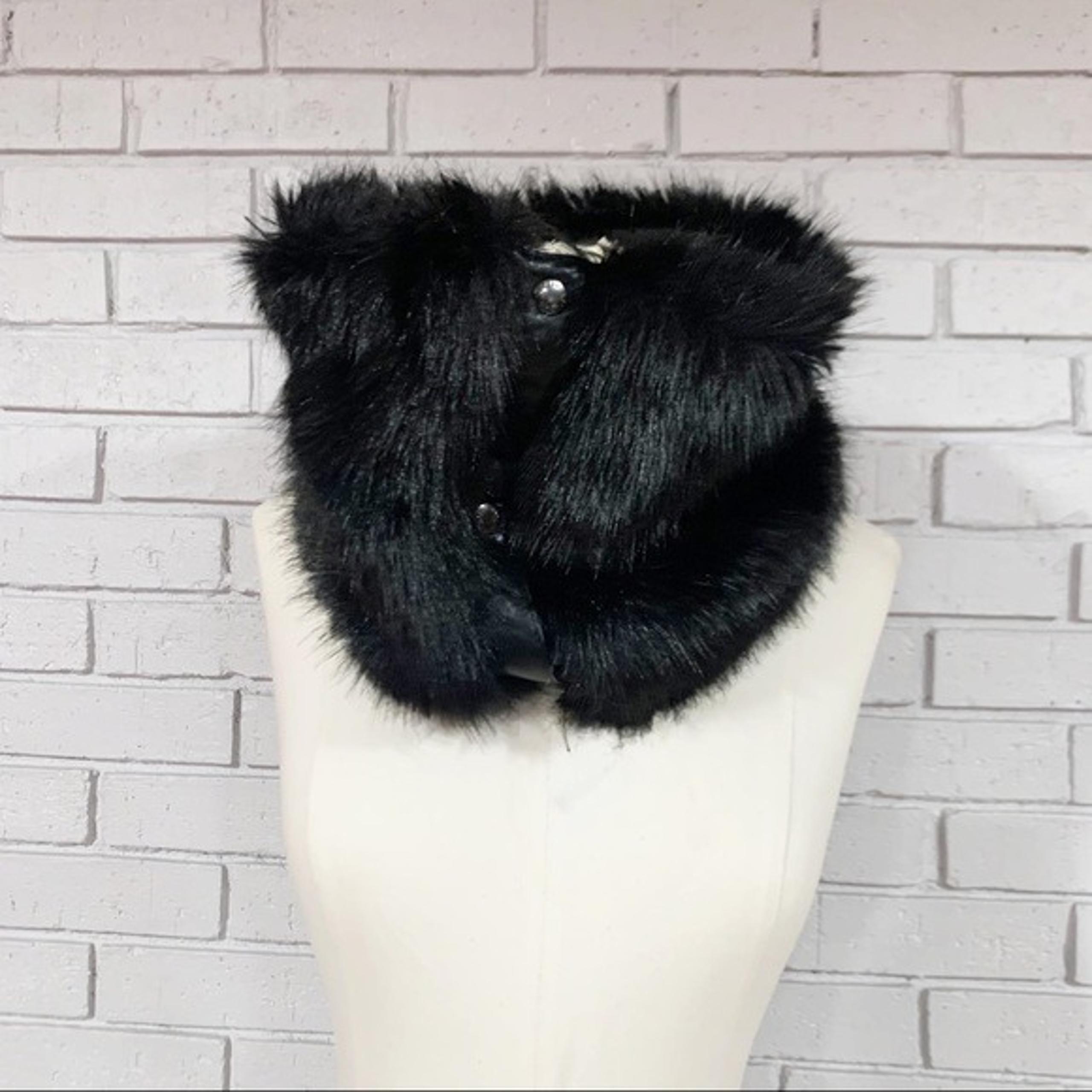Banana Republic Faux Fur Neck Warmer