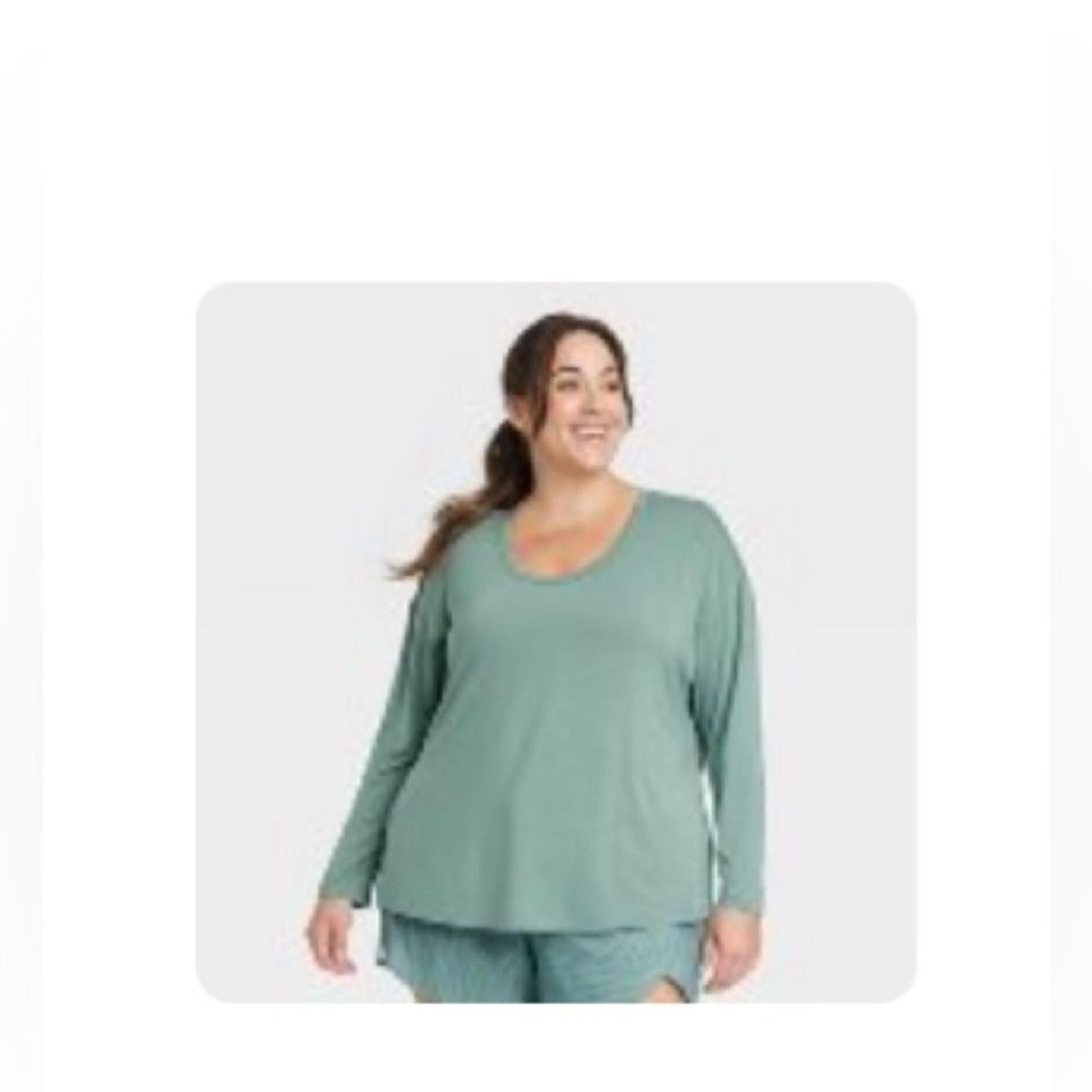 All in Motion Women's Legging Friendly Side Slit Long Sleeve Top Green XXL