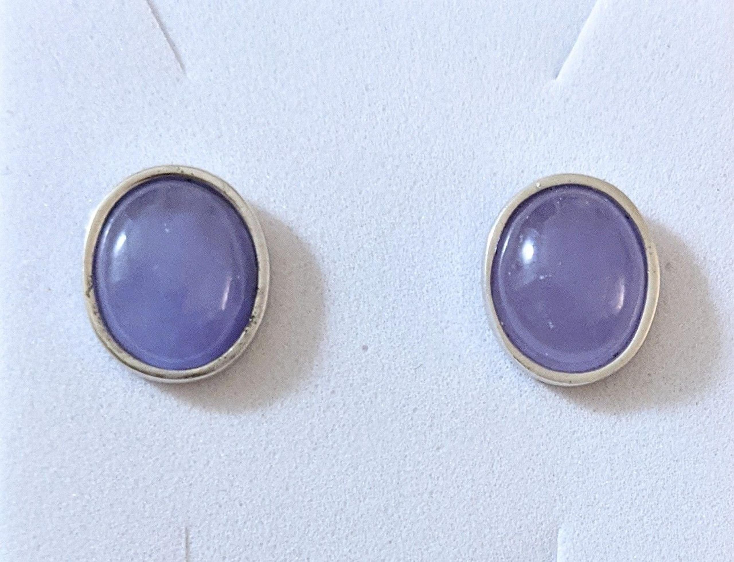 Lavender Jade Oval Stud Earrings