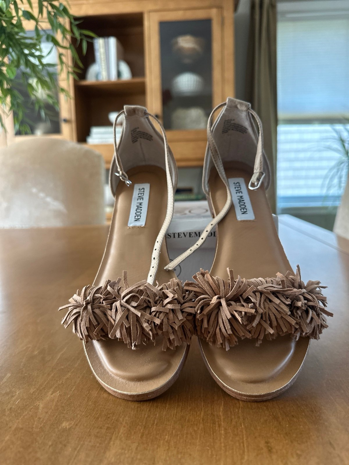 Steve Madden Pom Poms Sandals | Mercari