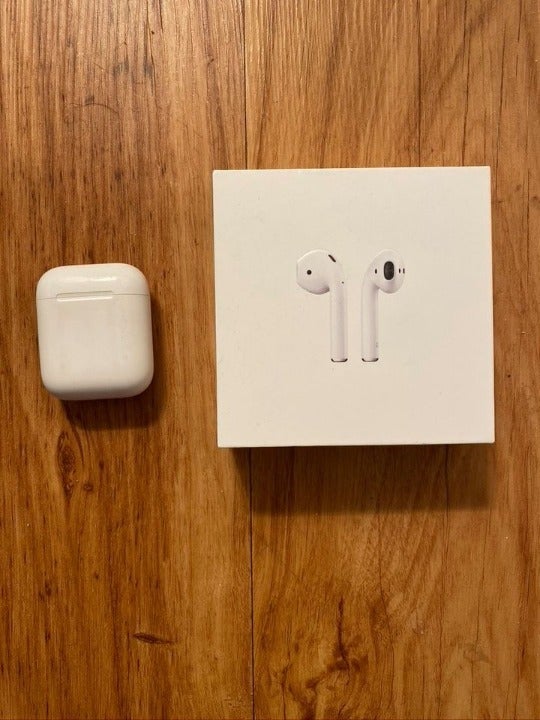 Apple Airpods