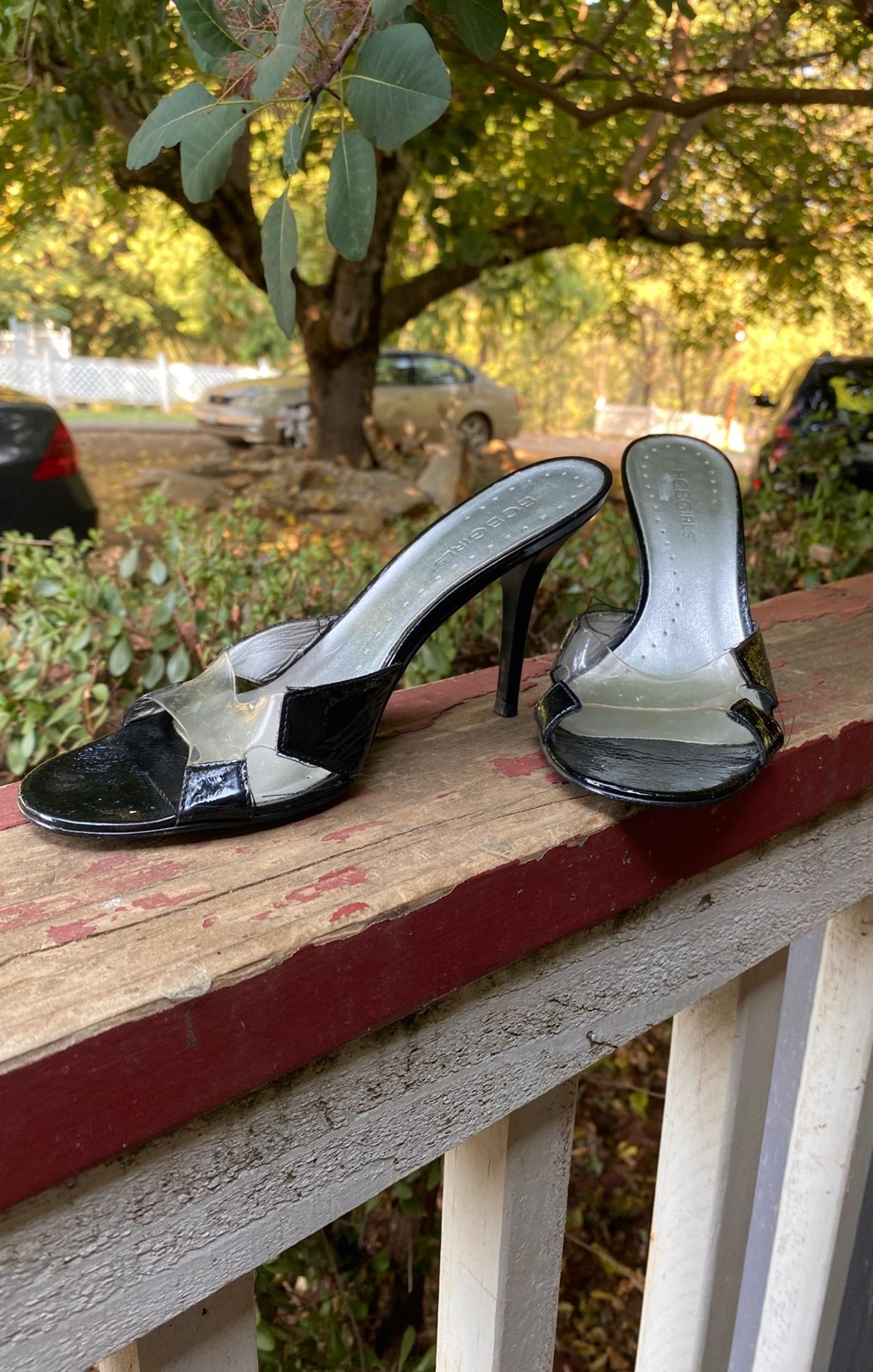 BCBG Girls heels