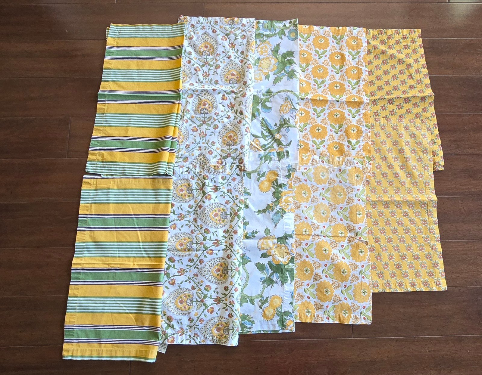 Pottery Barn Fabric Assorted 5- 2 piece matching napkins set