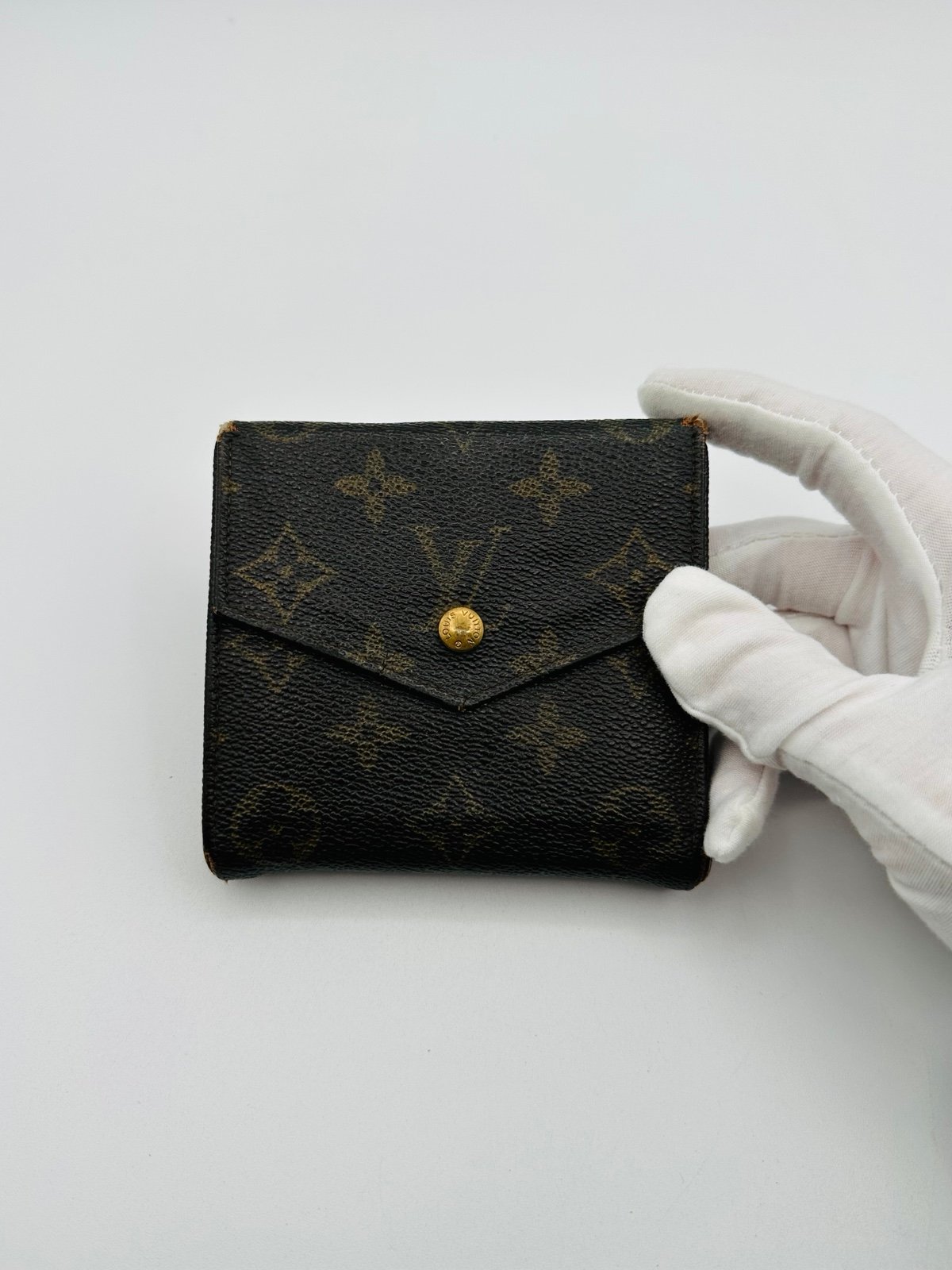 Louis Vuitton Vintage Compact Wallet