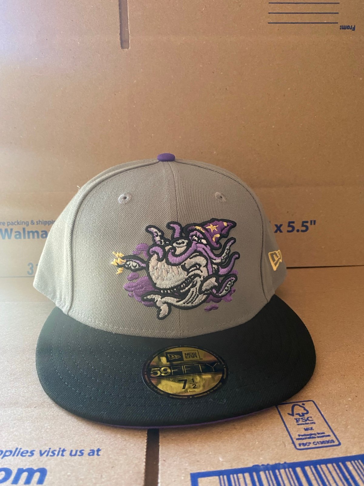 Clink room hat
