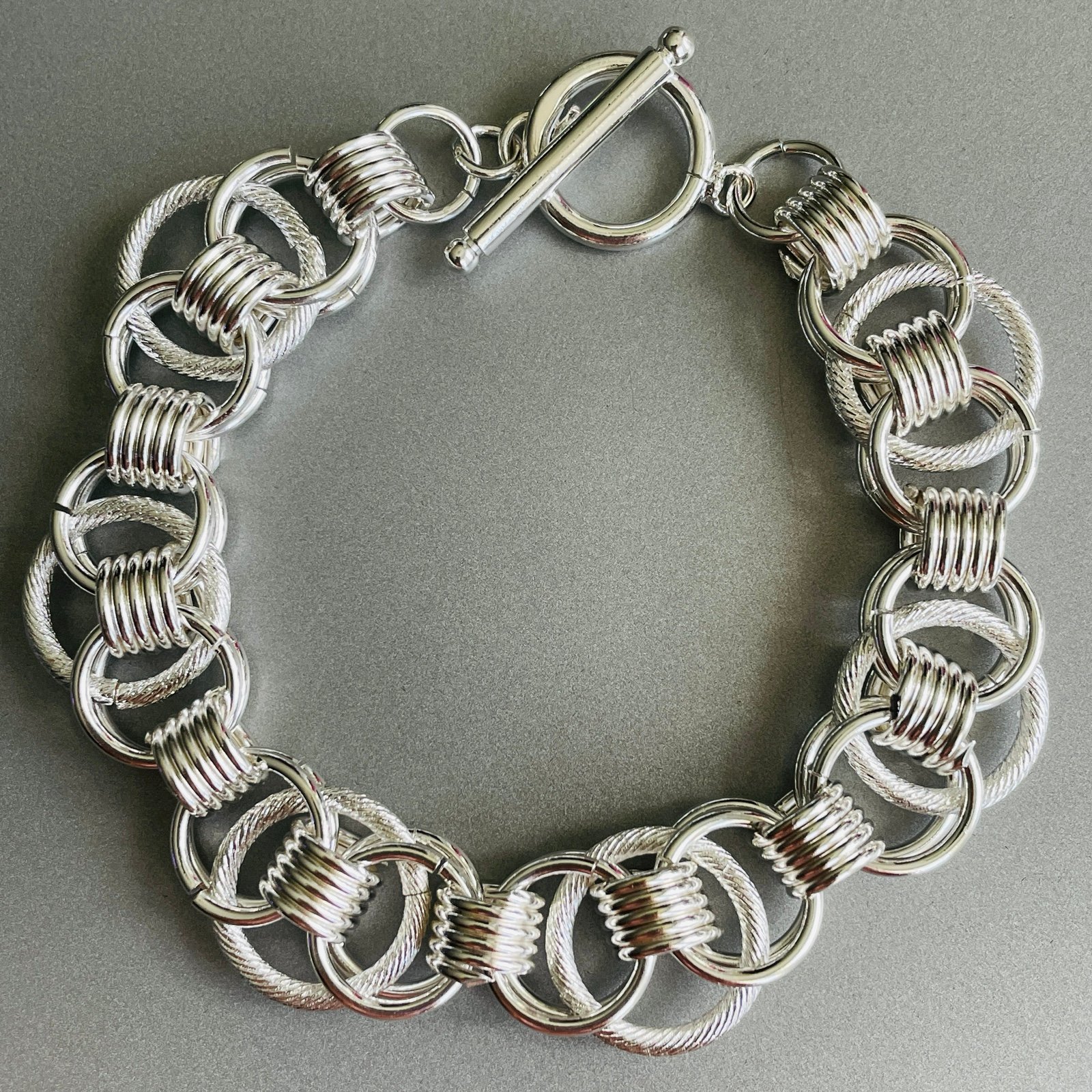 Sterling Silver Complex Circle Links Toggle Clasp Bracelet LIKE NEW