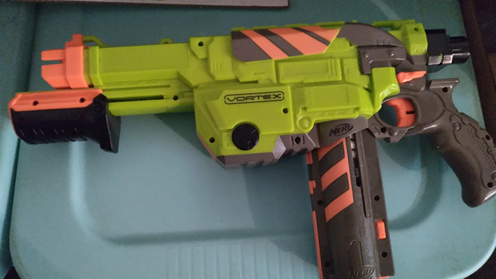 NERF Vortex Lumitron blaster