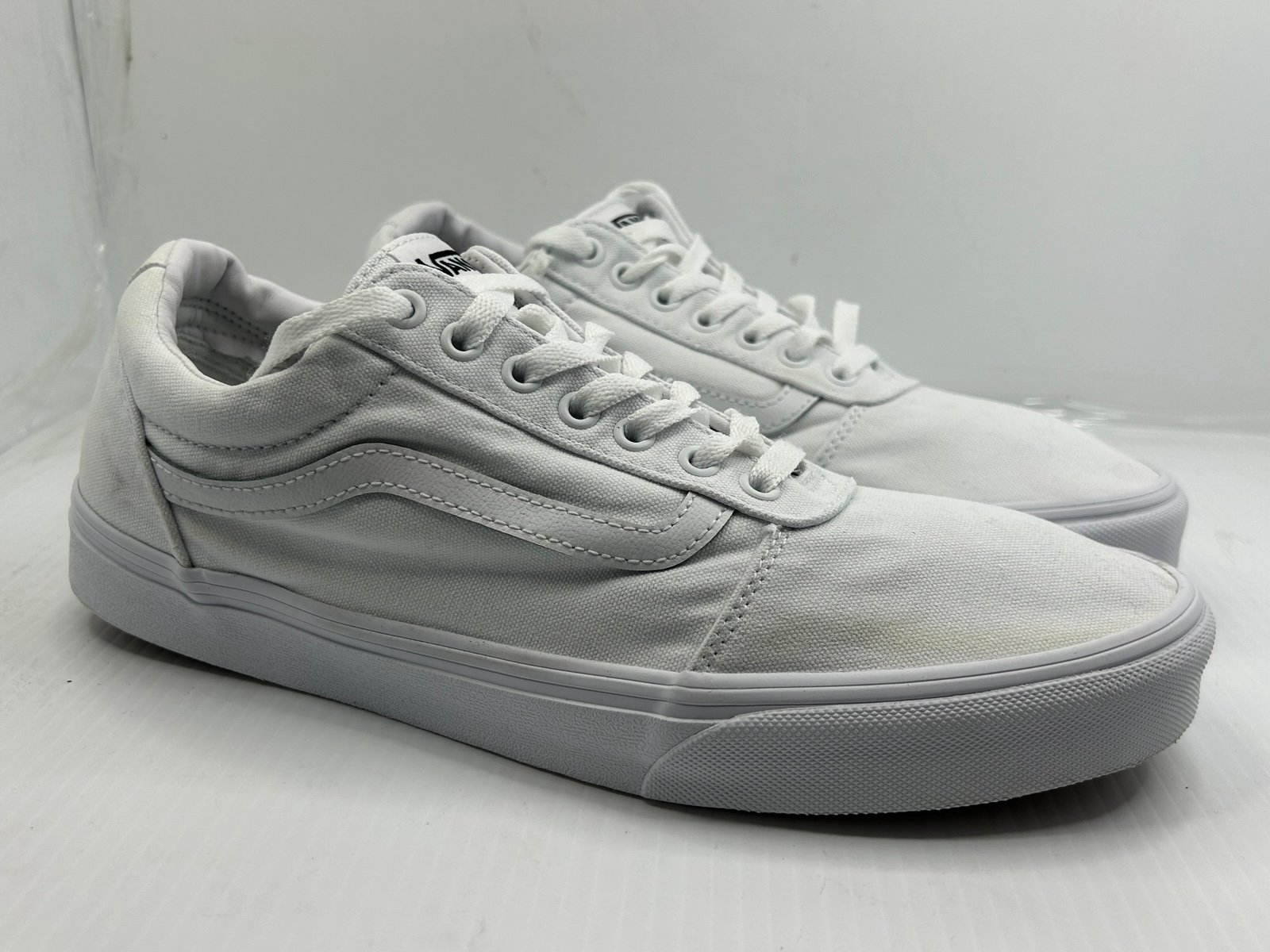 Size 12 - VANS Old Skool True White - VN000D3HW00