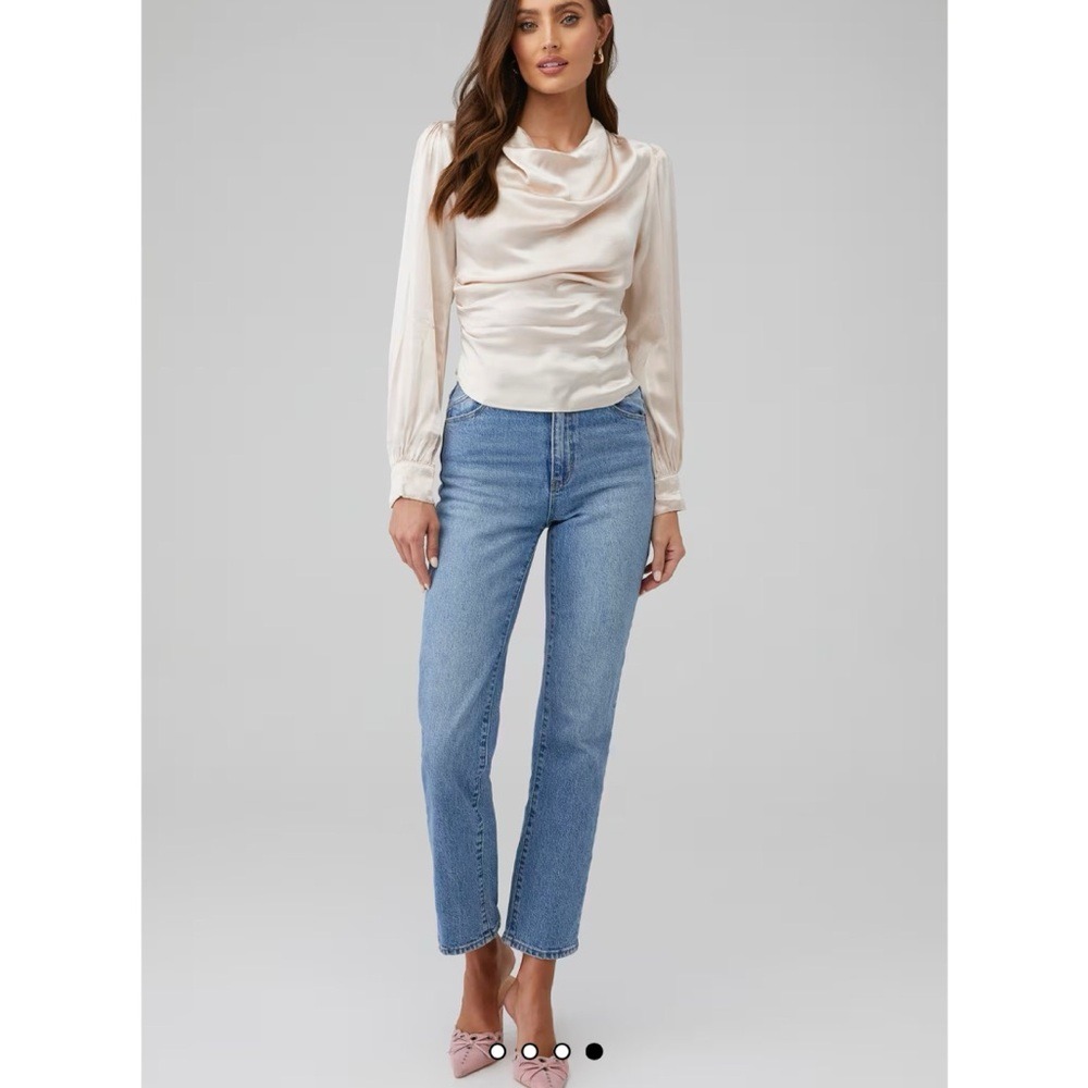Astr Women's Champagne Silk Top Medium