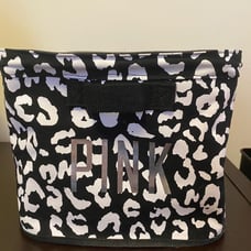 VS PINK storage bin