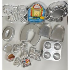 Lot of 15 Vintage 70s-80s Wilton Tin Cake Pans Molds Large & Small Bakeware