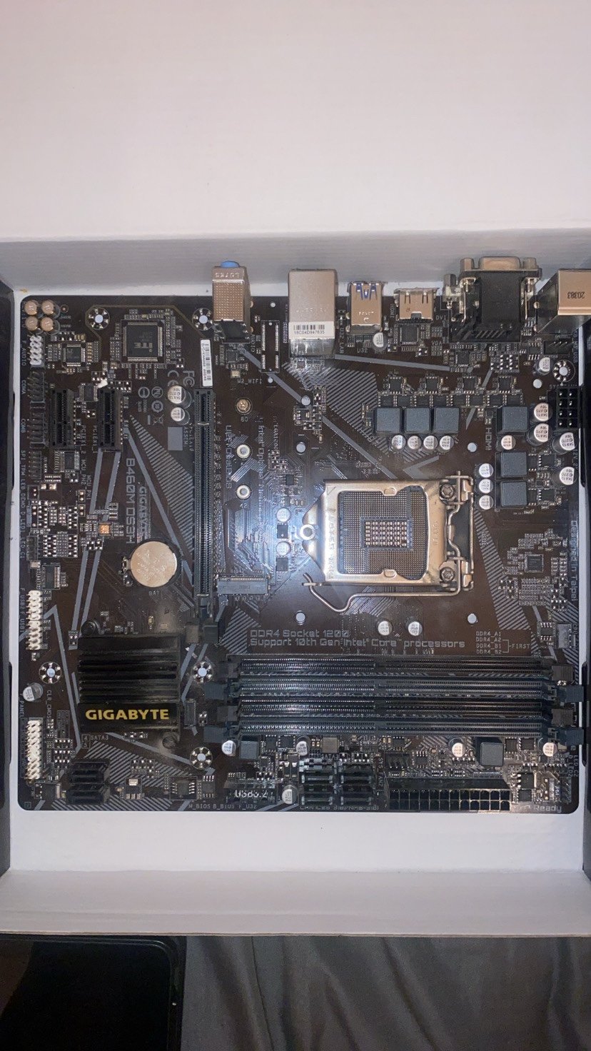 gigabyte B460M DS3H motherboard