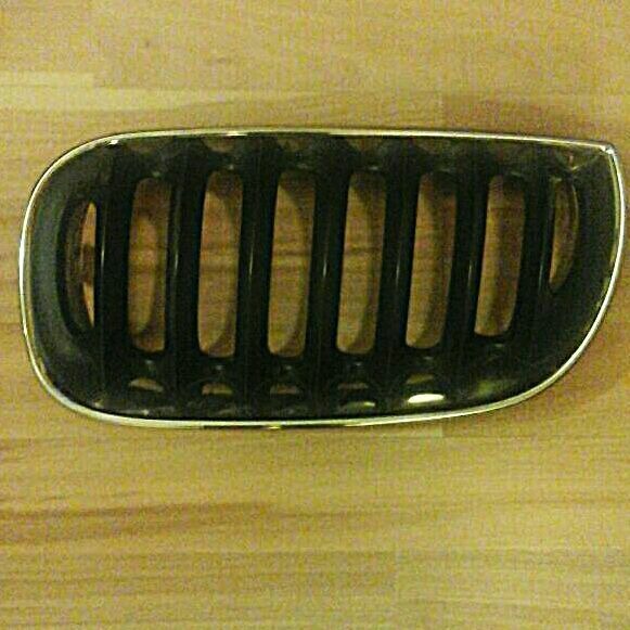 BMW X3 E83 Grille Chrome Set