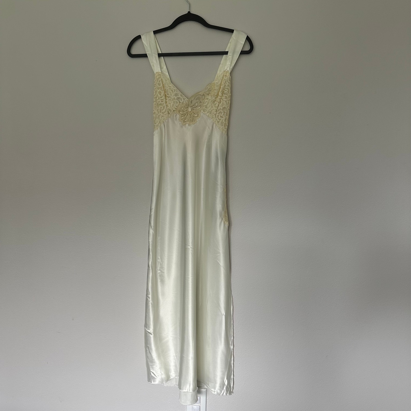 Vintage Fernando Sanchez Cream Lace Slip Gown Dress