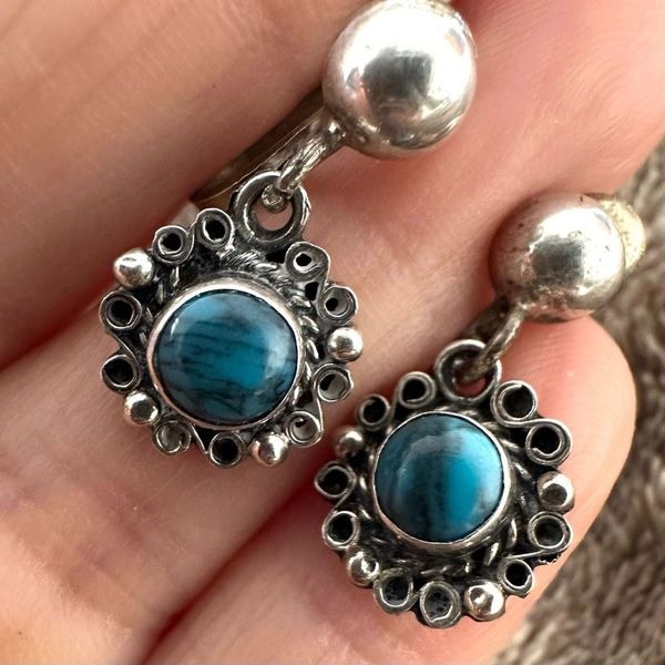 Joy Mexico sterling silver vintage turquoise screw back earrings
