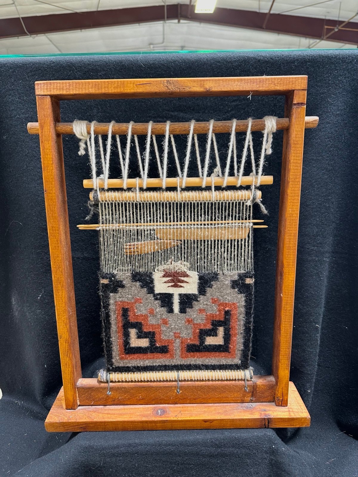Native American Loom and Weaving