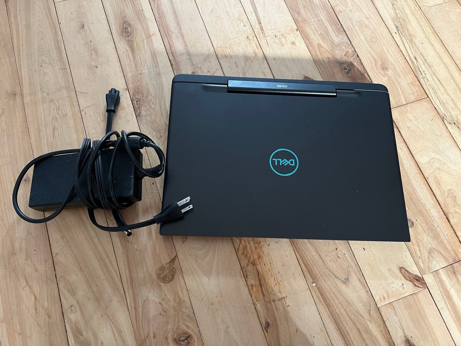 Dell G5 Gaming laptop 9th Gen i7