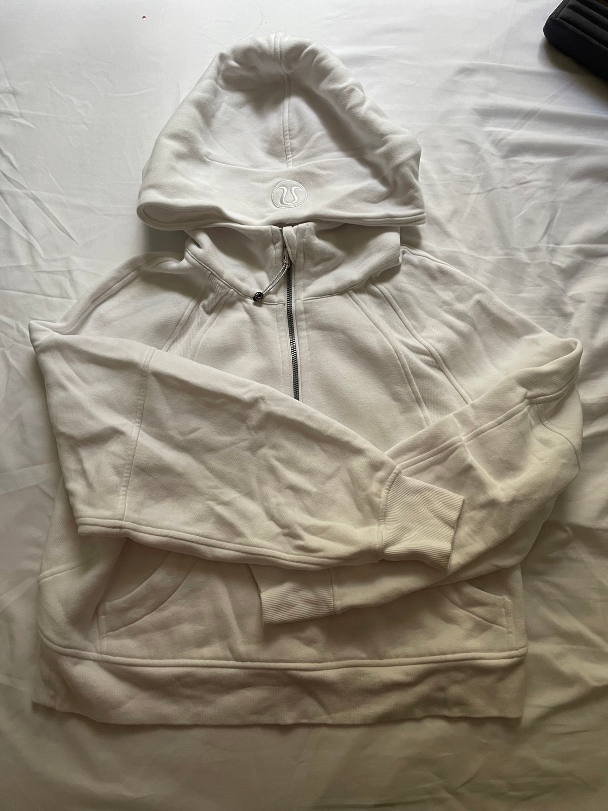 Lululemon white scuba