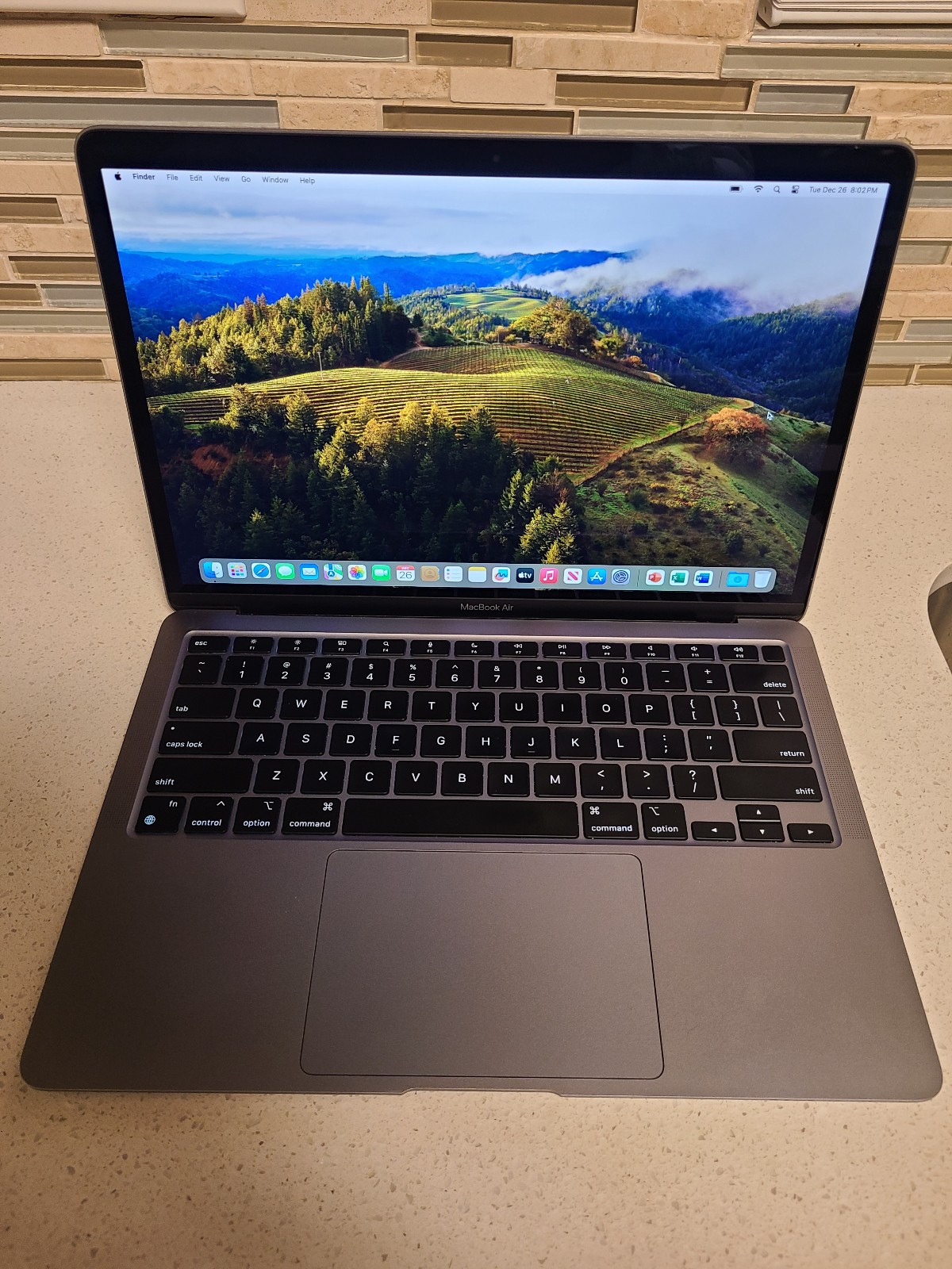 MacBook Air 2018 (13inch, Great Condition, Microsoft office installed)