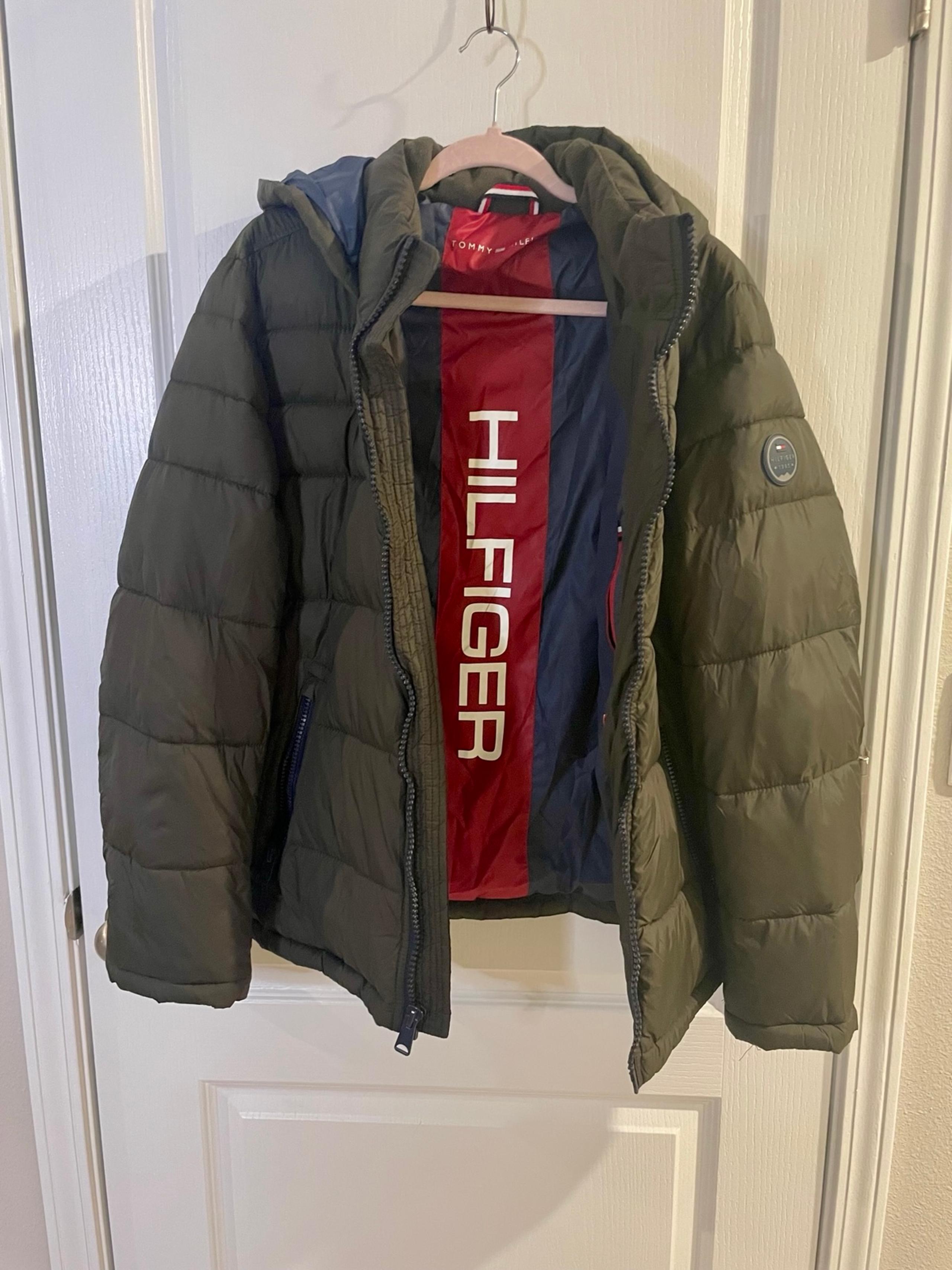 NWOT Tommy Hilfiger Puffer Jacket